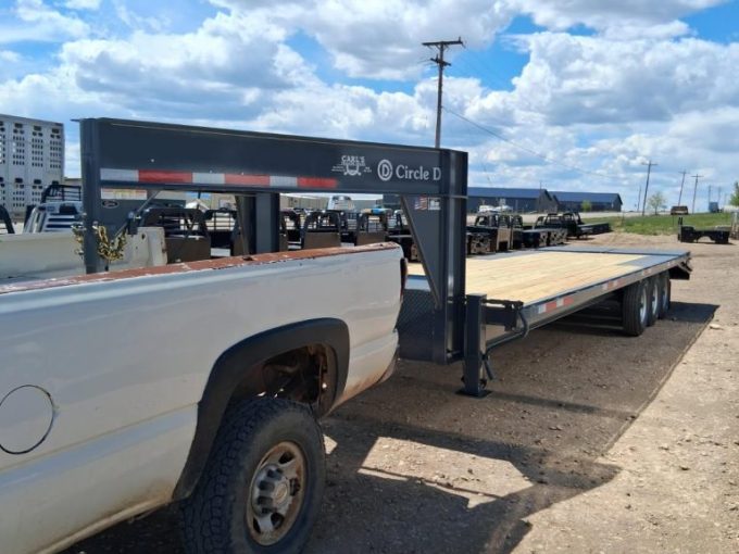 2026 CIRCLE D GN FLATBED 8’6″X31 2026 CIRCLE D GN FLATBED 8’6″X31