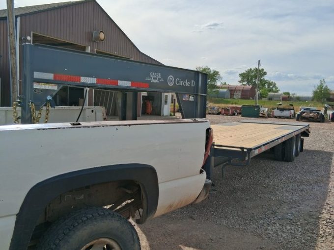 2026 CIRCLE D GN FLATBED 8’6″X31 2026 CIRCLE D GN FLATBED 8’6″X31