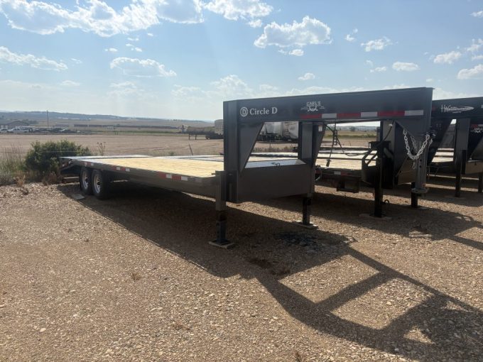 2026 CIRCLE D GN FLATBED 8’6″X25 2026 CIRCLE D GN FLATBED 8’6″X25